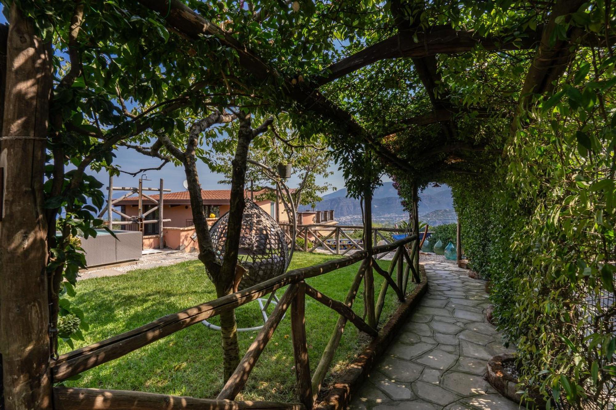 Villa Caruso Private Heated Pool & Sea View Sorrento Exterior foto